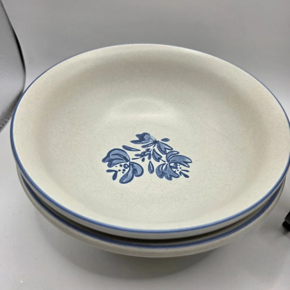 Pfaltzgraff Yorktowne Blue Floral Gray Stoneware Soup Cereal Bowl USA Vintage